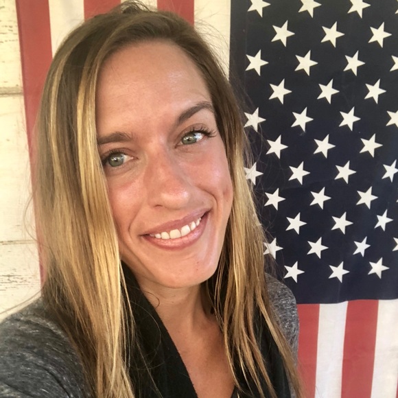 Meet your Posher, Molly - Picture 1 of 1